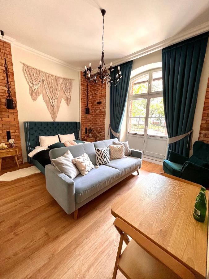 Brick Castle - Apartament Ulrich Вроцлав Екстериор снимка
